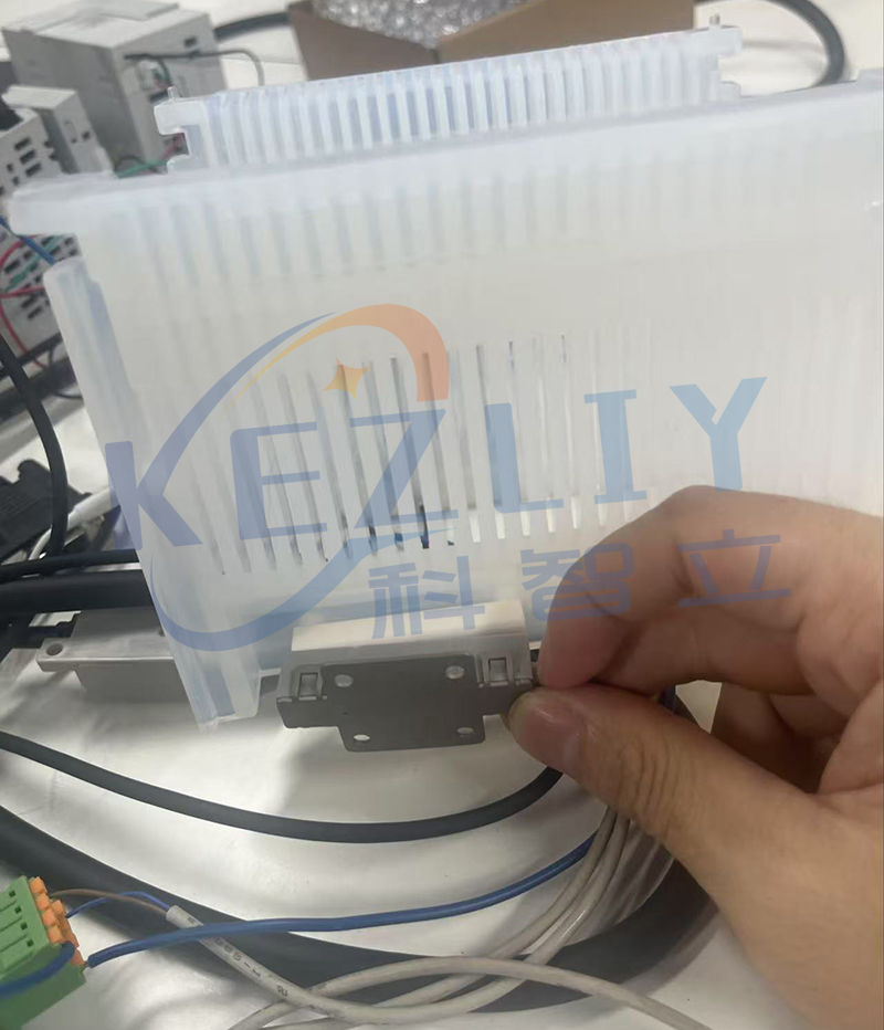 科智立半导体RFID读写器JY-V610在晶圆盒存储案例中的应用.jpg
